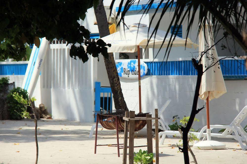 Rip Tide Vacation Inn, K.Guraidhoo Guraidhoo  Exterior photo