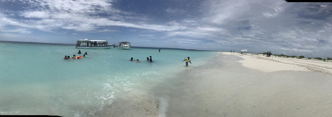Rip Tide Vacation Inn, K.Guraidhoo Guraidhoo  Exterior photo